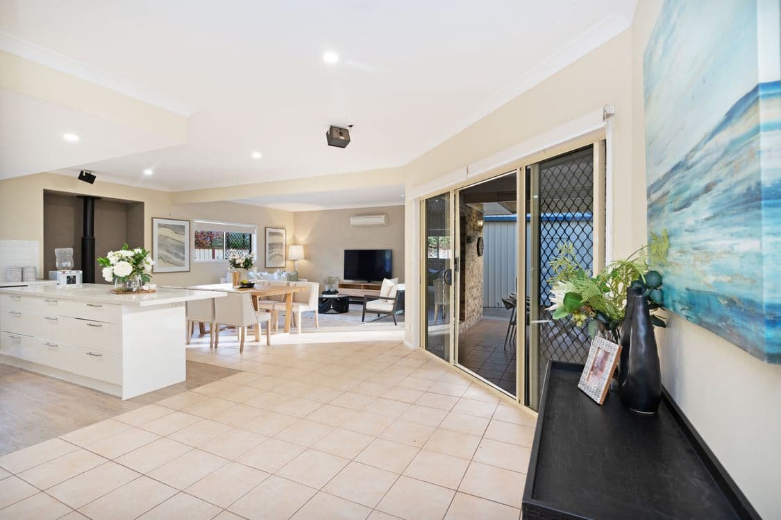 3 Holly Court, ALBANY CREEK, QLD 4035, Albany Creek - Thumbnail 4