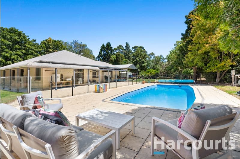 46 Chapman Crescent, REINSCOURT, WA 6280, Reinscourt - Thumbnail 3