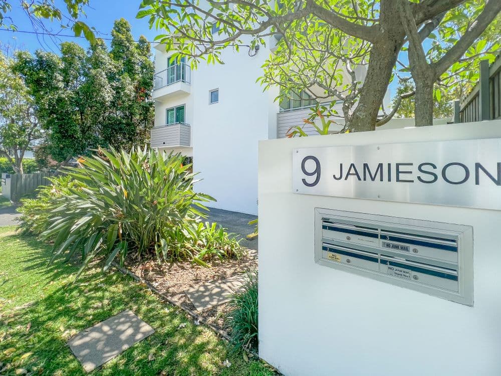2/9 Jamieson Street, BULIMBA, QLD 4171, Bulimba - Image 1