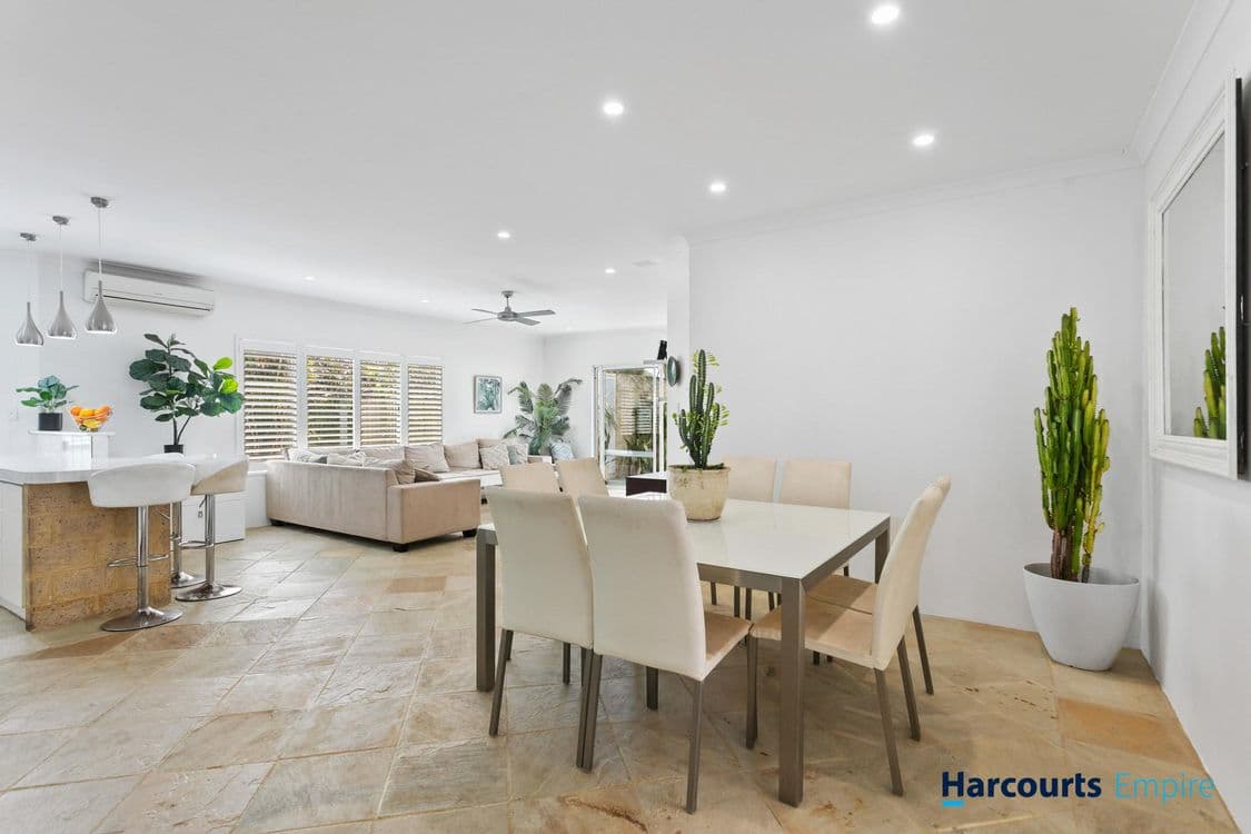 32 Dover Crescent, WEMBLEY DOWNS, WA 6019, Wembley Downs - Thumbnail 7