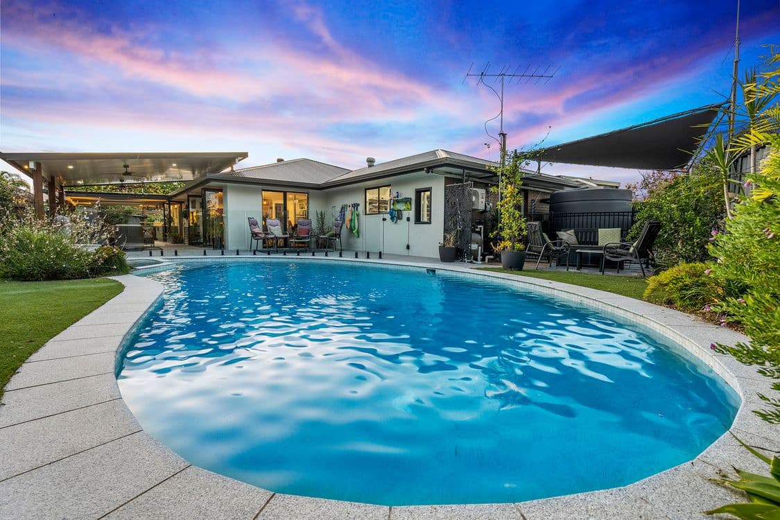 14 Dunvegan Place, CARINDALE, QLD 4152, Carindale - Thumbnail 2