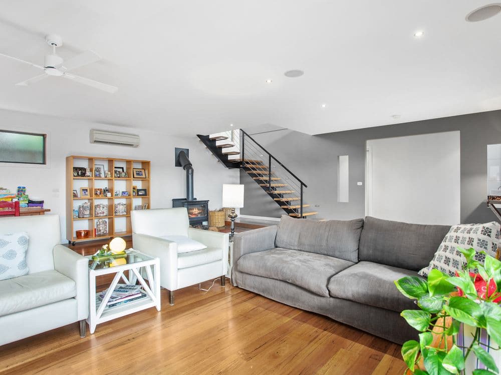 15 Elizabeth Street, RED HILL, VIC 3937, Red Hill - Thumbnail 3