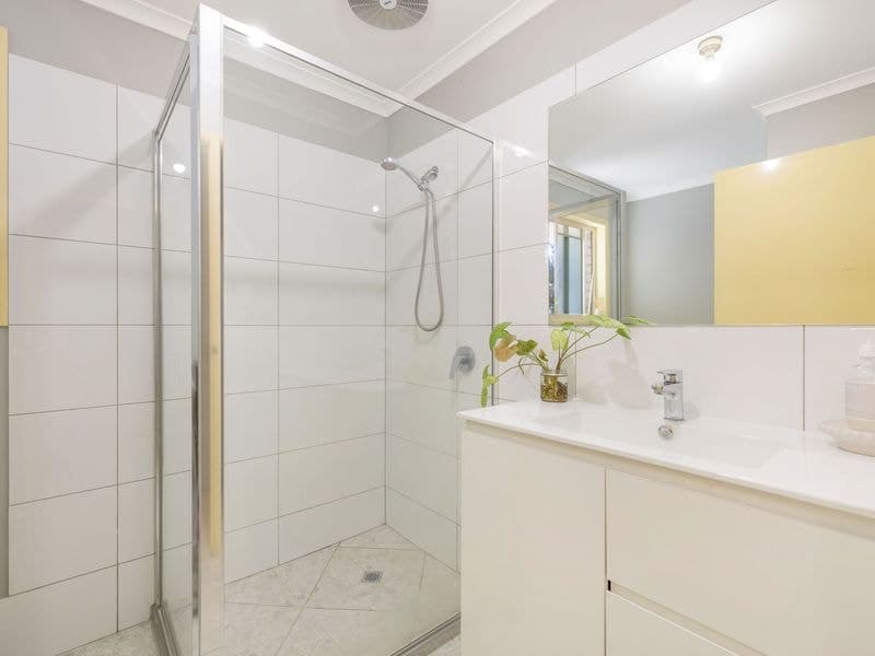 1 & 2 / 11 PINDARI STREET, Maroo..., Pimpama - Thumbnail 8