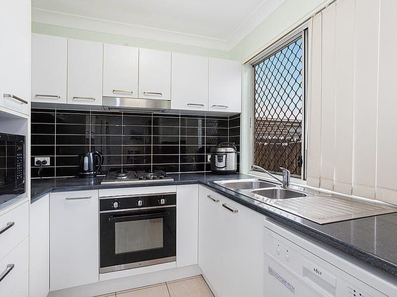 42 Innes Crescent, BUNDAMBA, QLD 4304, Bundamba - Thumbnail 6
