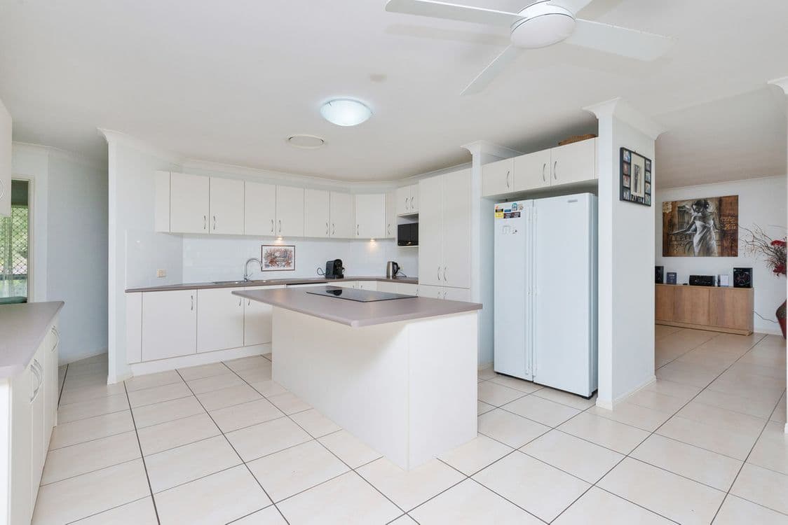 13 Howard Hughes Court, Maudsland, QLD 4210, Maudsland - Thumbnail 3