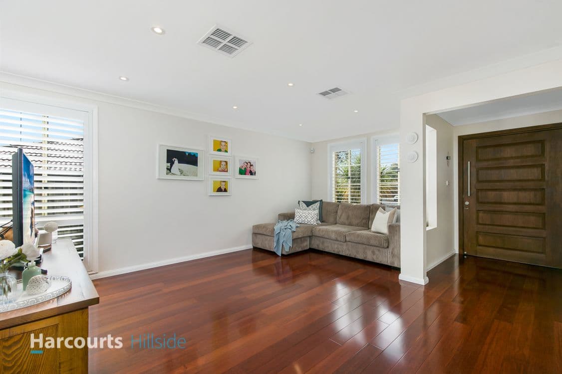 17 Fingleton Close, ROUSE HILL, NSW 2155, Rouse Hill - Thumbnail 2