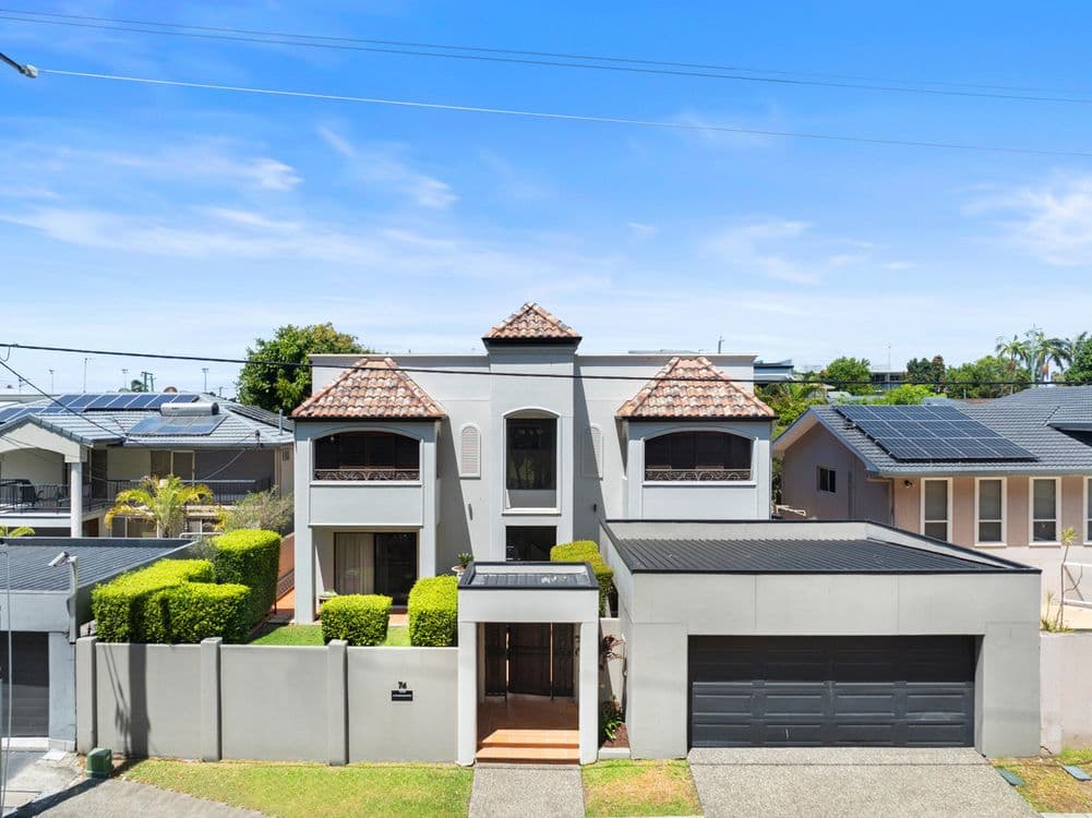 74 Slatyer Avenue, Bundall, QLD 4217, Bundall - Thumbnail 2