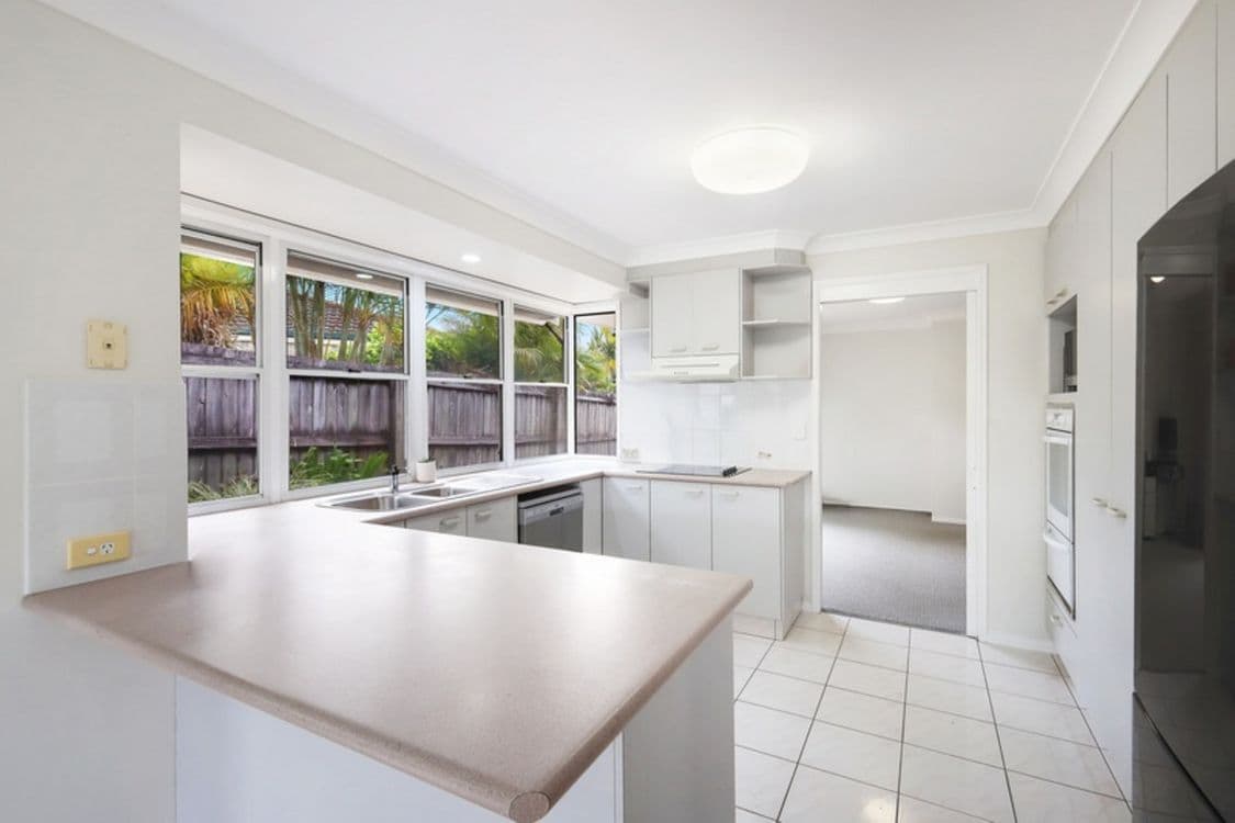 16 Holterman Court, Mudgeeraba, QLD 4213, Mudgeeraba - Thumbnail 8