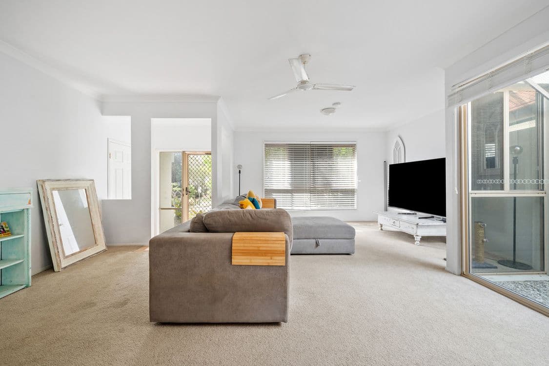 18 Pine Valley Drive, Robina, QLD 4226, Robina - Thumbnail 6