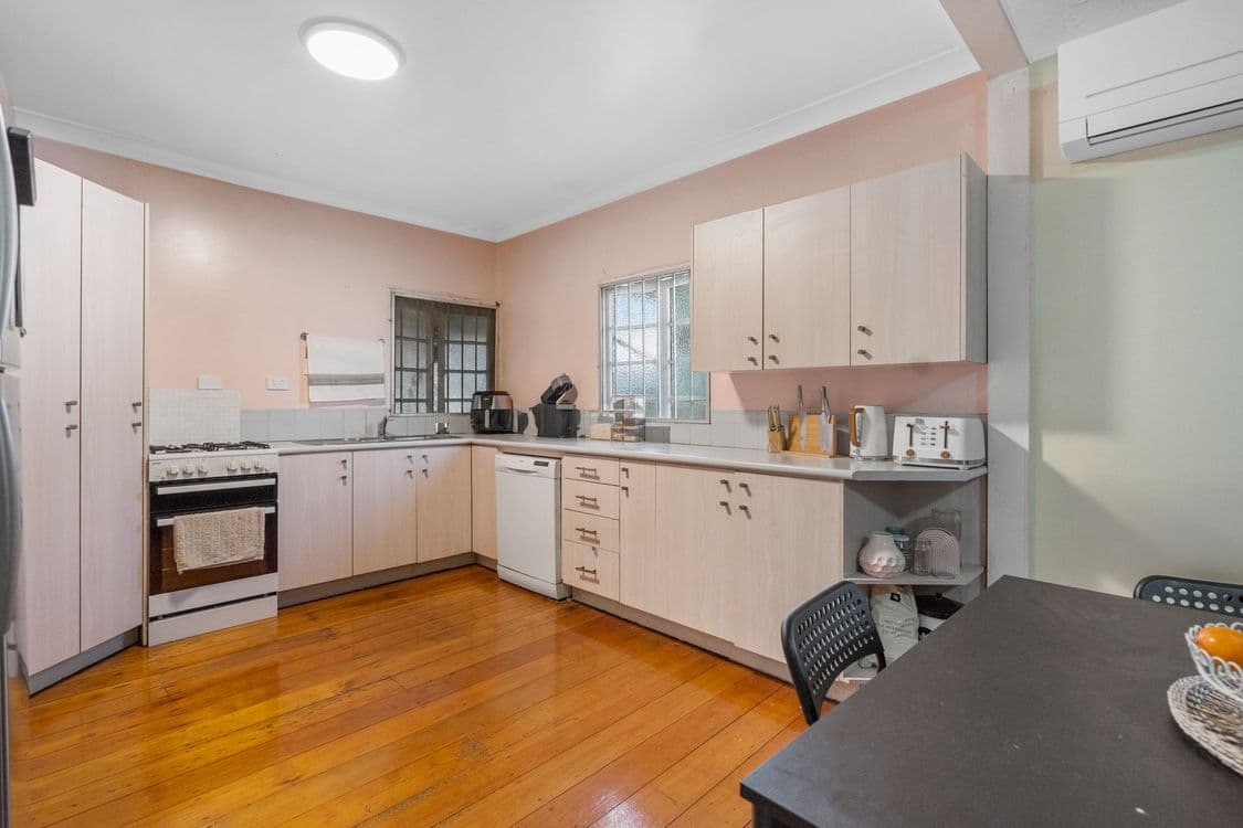 31 Maynard Street, WOOLLOONGABBA, QLD 4102, Woolloongabba - Thumbnail 5