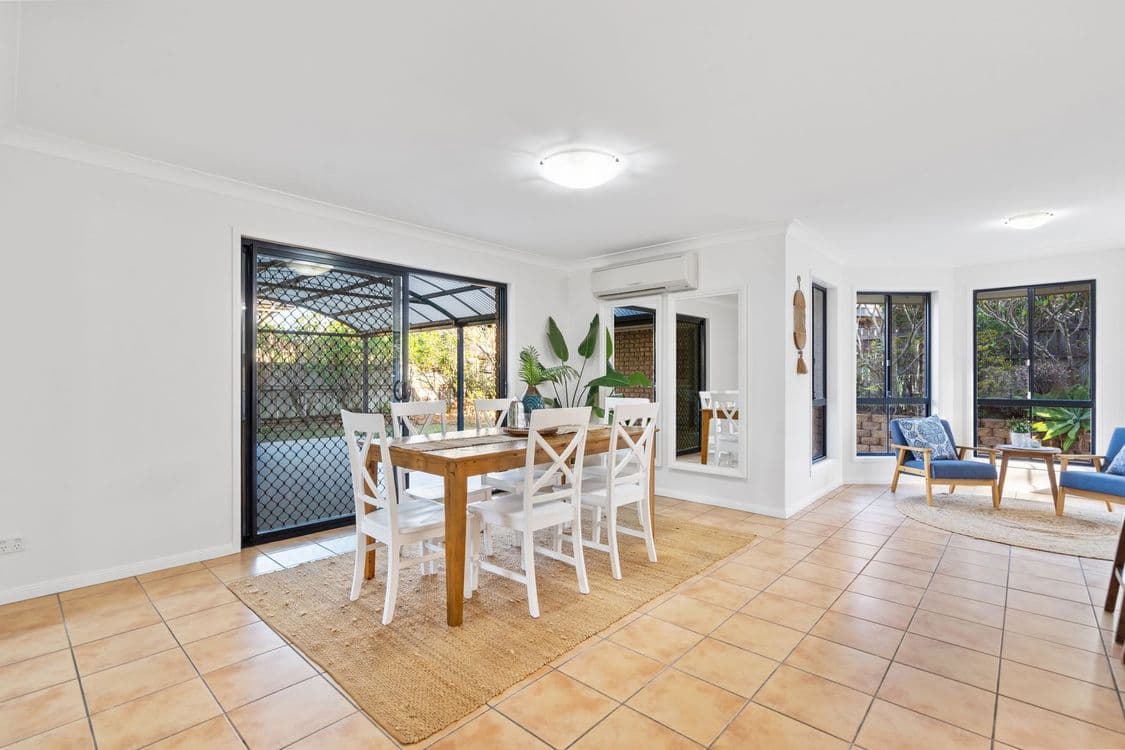 40 Skye Place, UPPER KEDRON, QLD 4055, Upper Kedron - Thumbnail 4