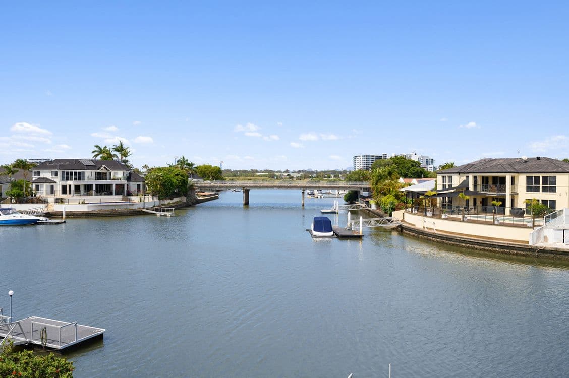 92 Sundance Way, Runaway Bay, QLD 4216, Runaway Bay - Thumbnail 7