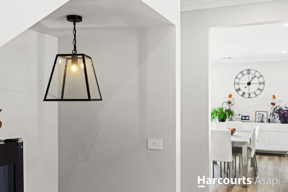 1 Hanover Court, Endeavour Hills, VIC 3802, Endeavour Hills - Thumbnail 3