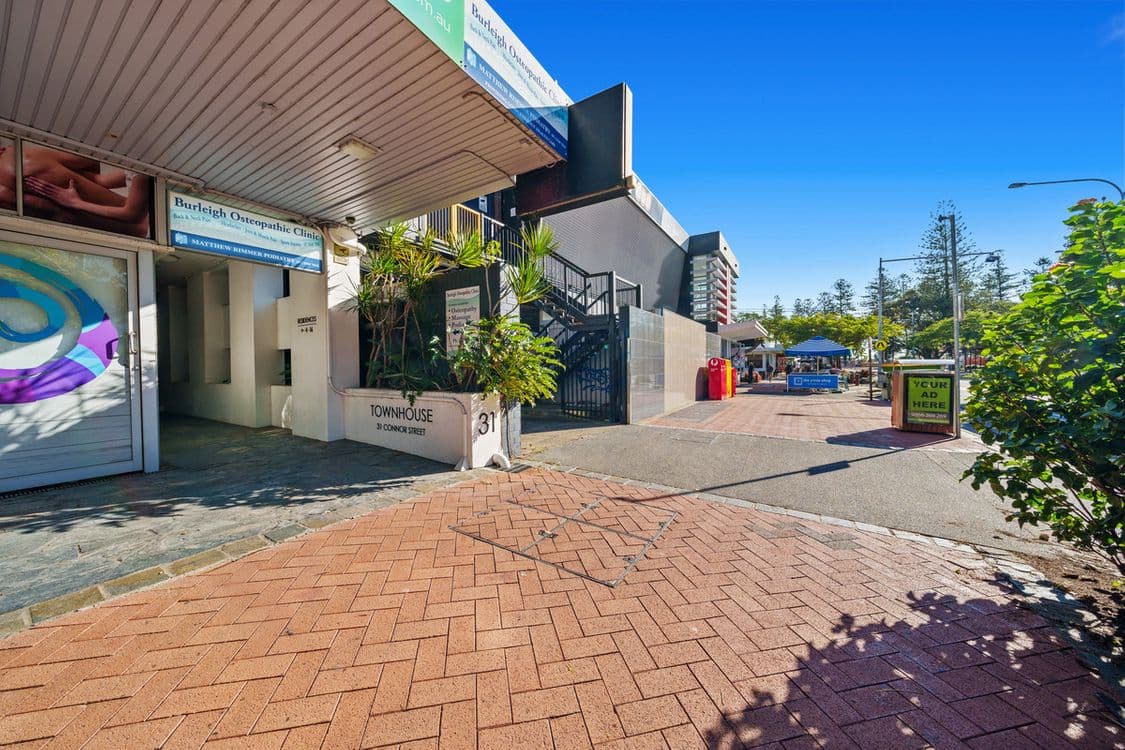 3/31 Connor Street, Burleigh Heads, QLD 4220, Burleigh Heads - Thumbnail 3