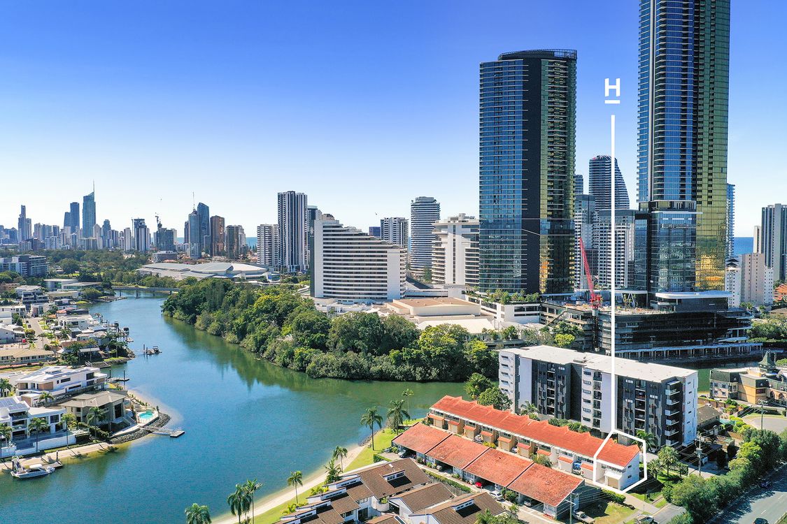 10/11 Hooker Boulevard, BROADBEACH WATERS, QLD 4218, Broadbeach Waters - Thumbnail 4