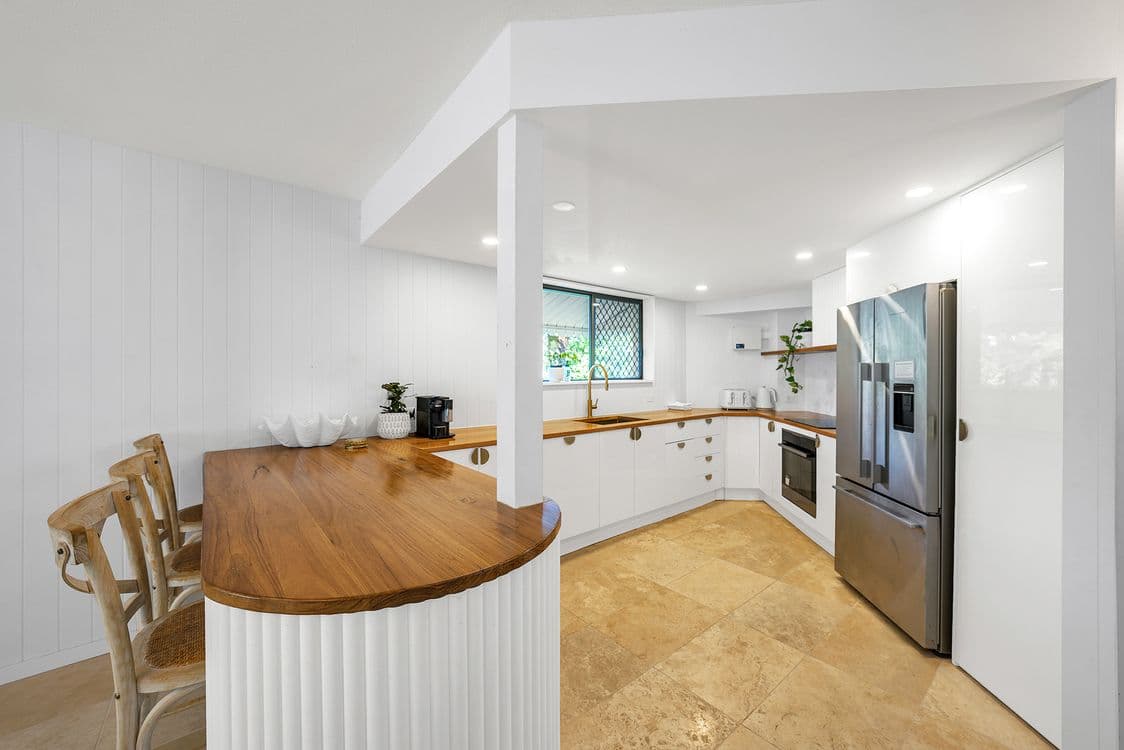 10/11 Hooker Boulevard, BROADBEACH WATERS, QLD 4218, Broadbeach Waters - Thumbnail 6