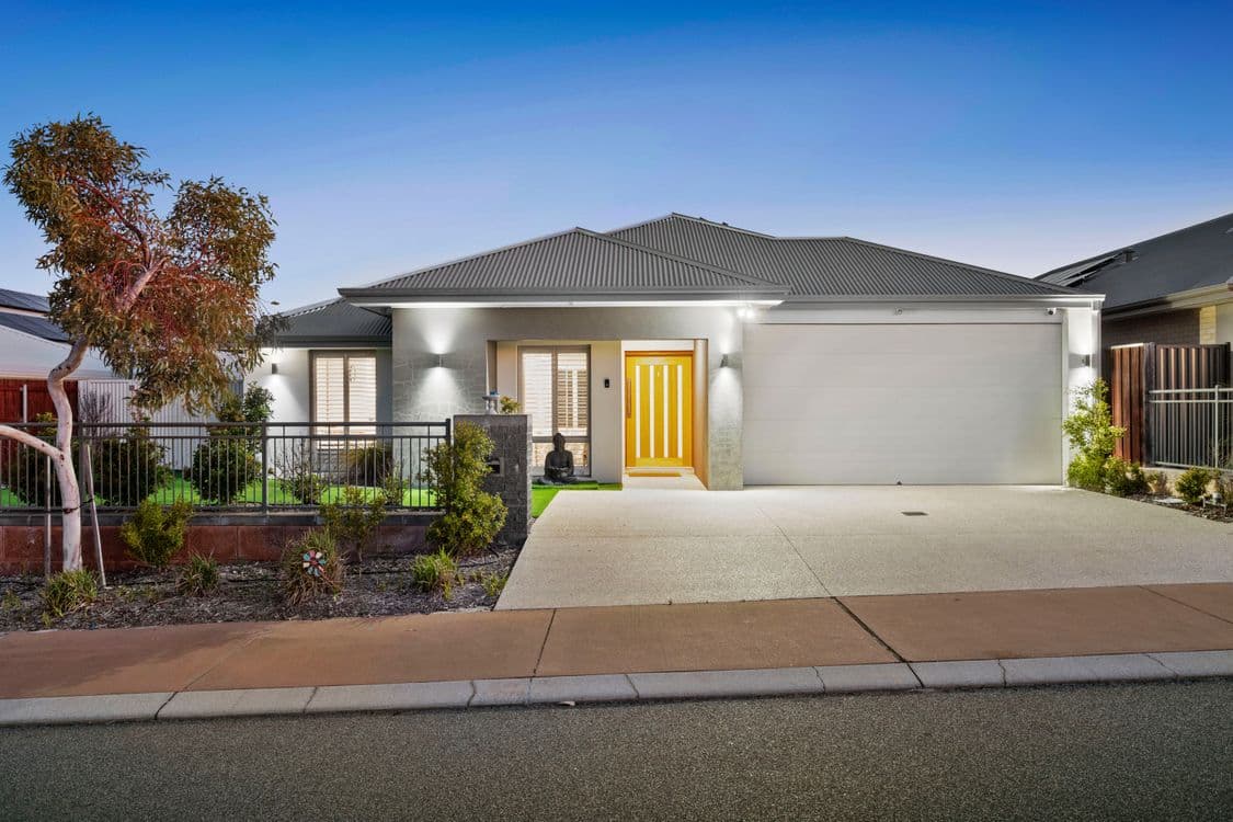 105 Pineroo Terrace, ELLENBROOK, WA 6069, Ellenbrook - Image 1