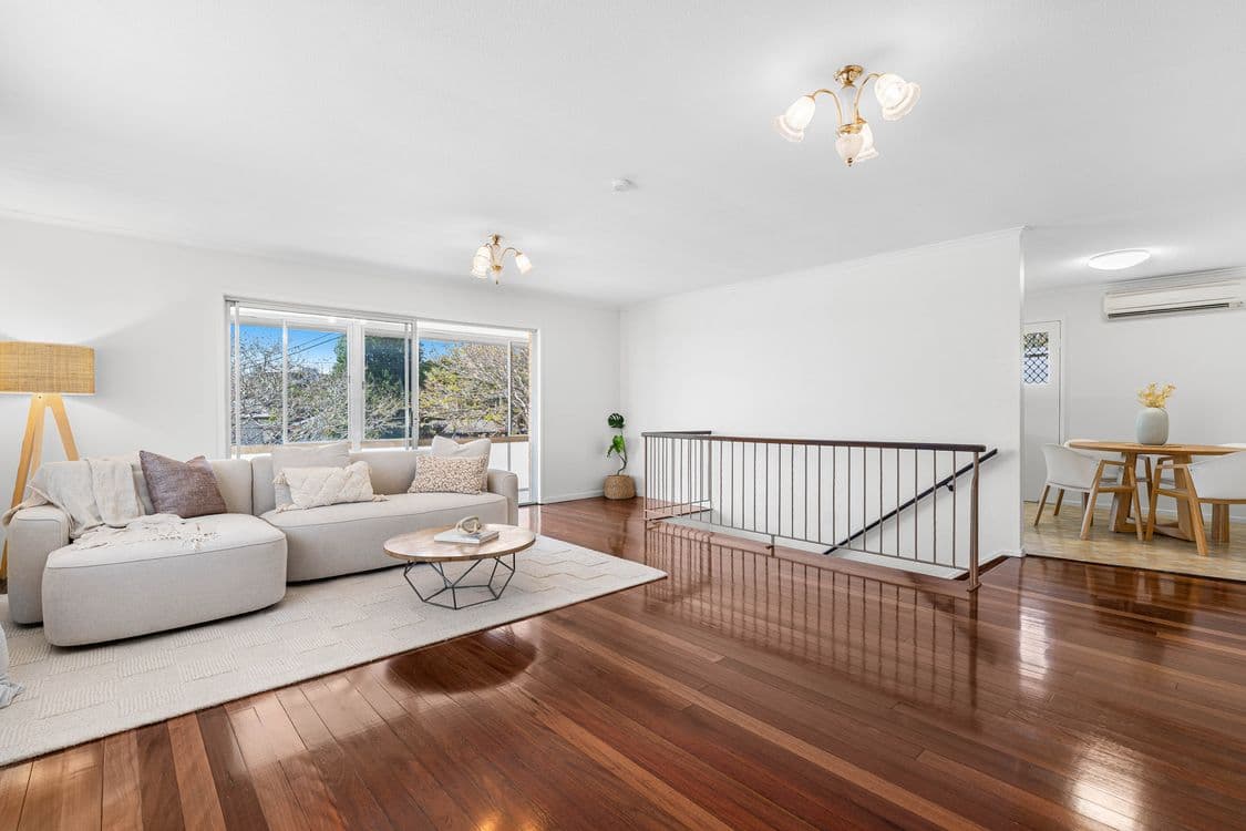 63 McGahan Street, CARINA HEIGHTS, QLD 4152, Carina Heights - Thumbnail 3