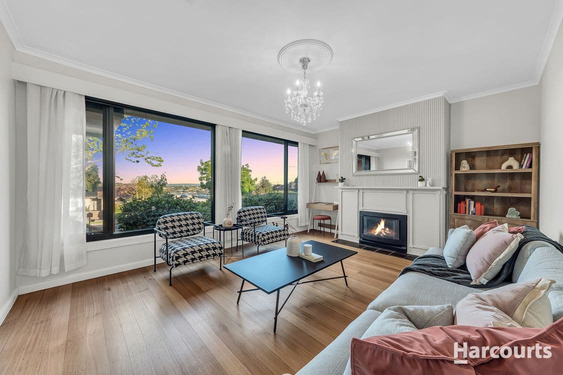 197 Mountain View Parade, ROSANNA, VIC 3084, Rosanna - Thumbnail 2