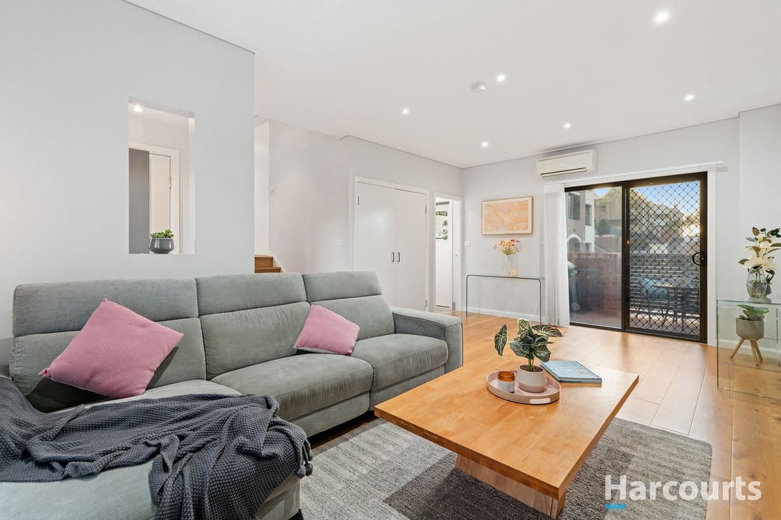 9263/66 Wolfe Street, The Hill, NSW 2300, The Hill - Thumbnail 4