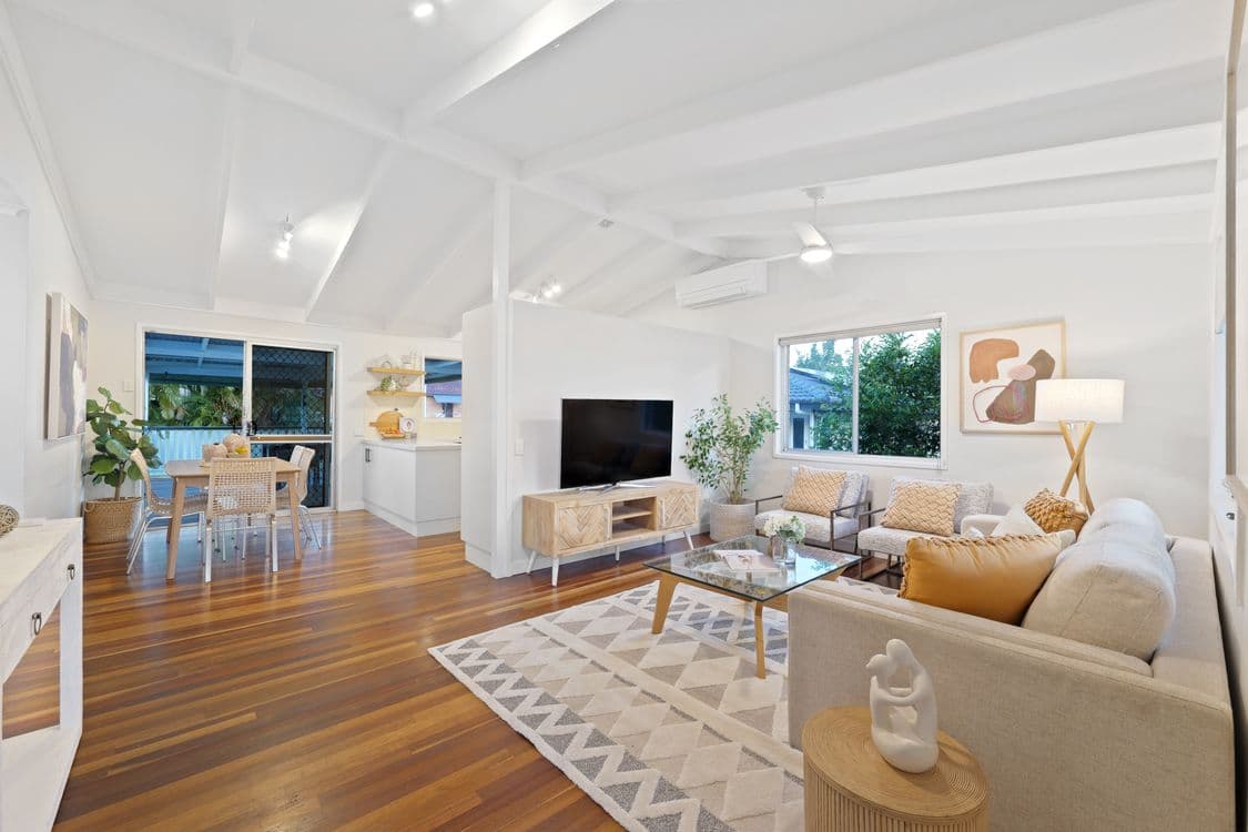 35 Dunbil Avenue, FERNY HILLS, QLD 4055, Ferny Hills - Image 1