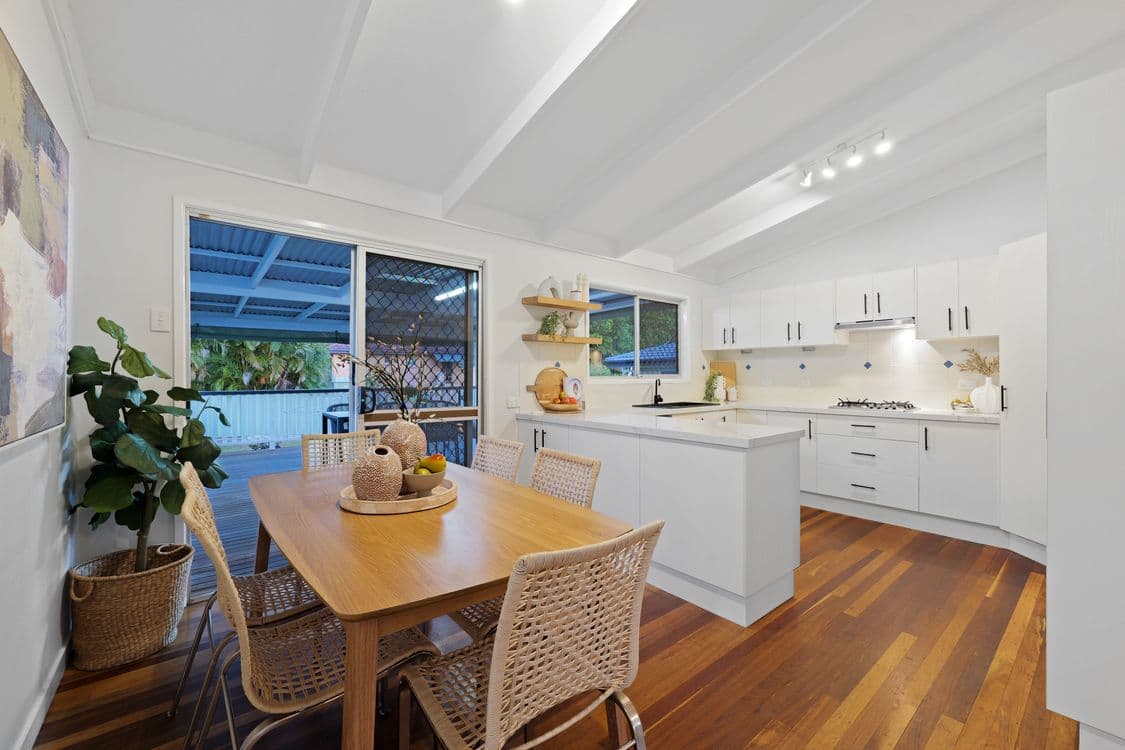 35 Dunbil Avenue, FERNY HILLS, QLD 4055, Ferny Hills - Thumbnail 4