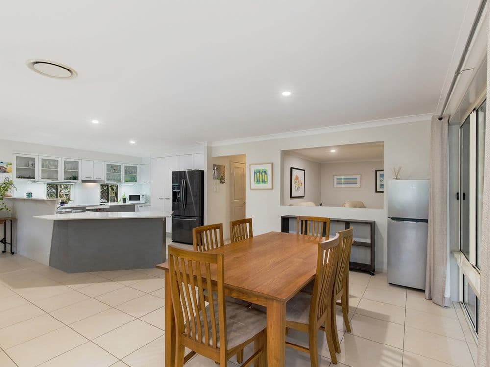 1 Malouf Place, MAUDSLAND, QLD 4210, Maudsland - Thumbnail 4
