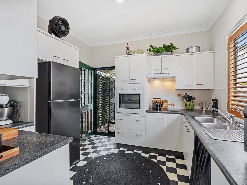 35 Coutts  Street, BULIMBA, QLD 4171, Bulimba - Thumbnail 6