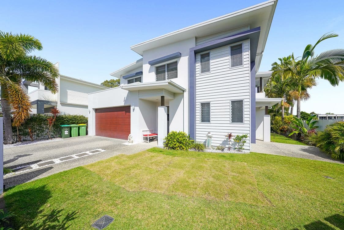 1 Fleetwood Court, HELENSVALE, QLD 4212, Helensvale - Thumbnail 3