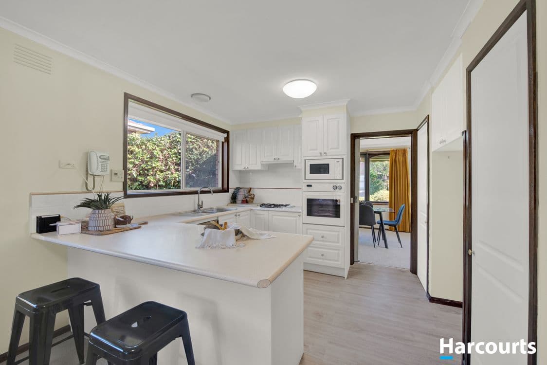 4 Tullimbar Circuit, VERMONT SOUTH, VIC 3133, Vermont South - Thumbnail 2
