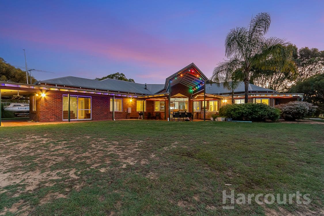 25 Leach Way, GNANGARA, WA 6077, Gnangara - Image 1