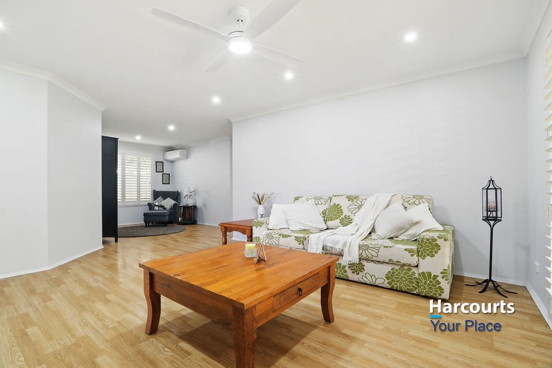 55 Samantha Crescent, GLENDENNING, NSW 2761, Glendenning - Thumbnail 3