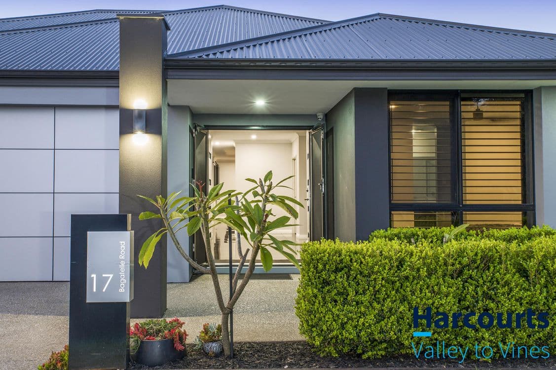 17 Bagatelle Road, LANDSDALE, WA 6065, Landsdale - Thumbnail 2