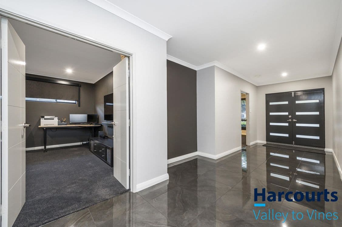 17 Bagatelle Road, LANDSDALE, WA 6065, Landsdale - Thumbnail 7
