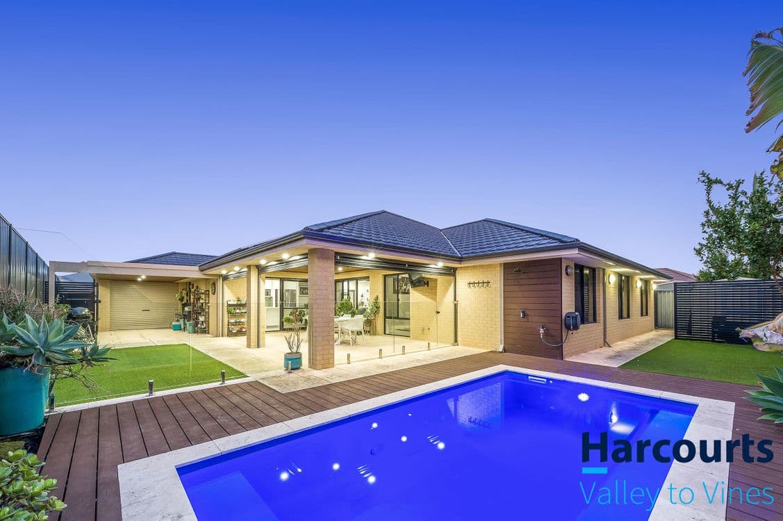 71 Amethyst Parkway, AVELEY, WA 6069, Aveley - Image 1