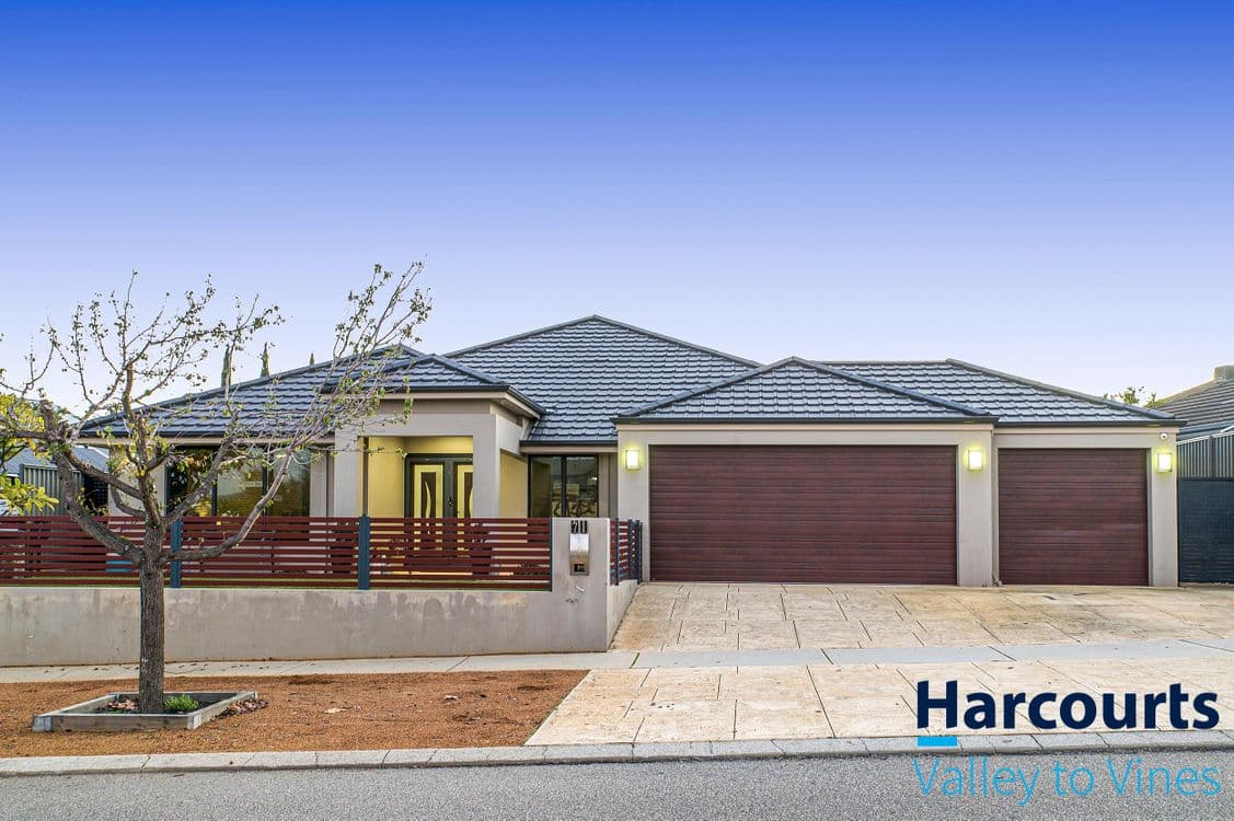 71 Amethyst Parkway, AVELEY, WA 6069, Aveley - Thumbnail 2