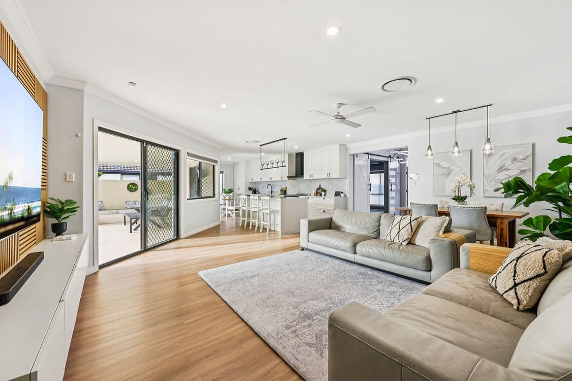 18 Eugenia Circuit, Robina, QLD 4226, Robina - Thumbnail 7