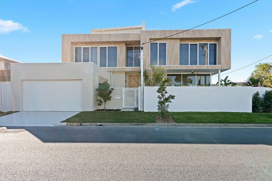 1/33 Merrimac Boulevard, Broadbeach Waters, QLD 4218, Broadbeach Waters - Thumbnail 2