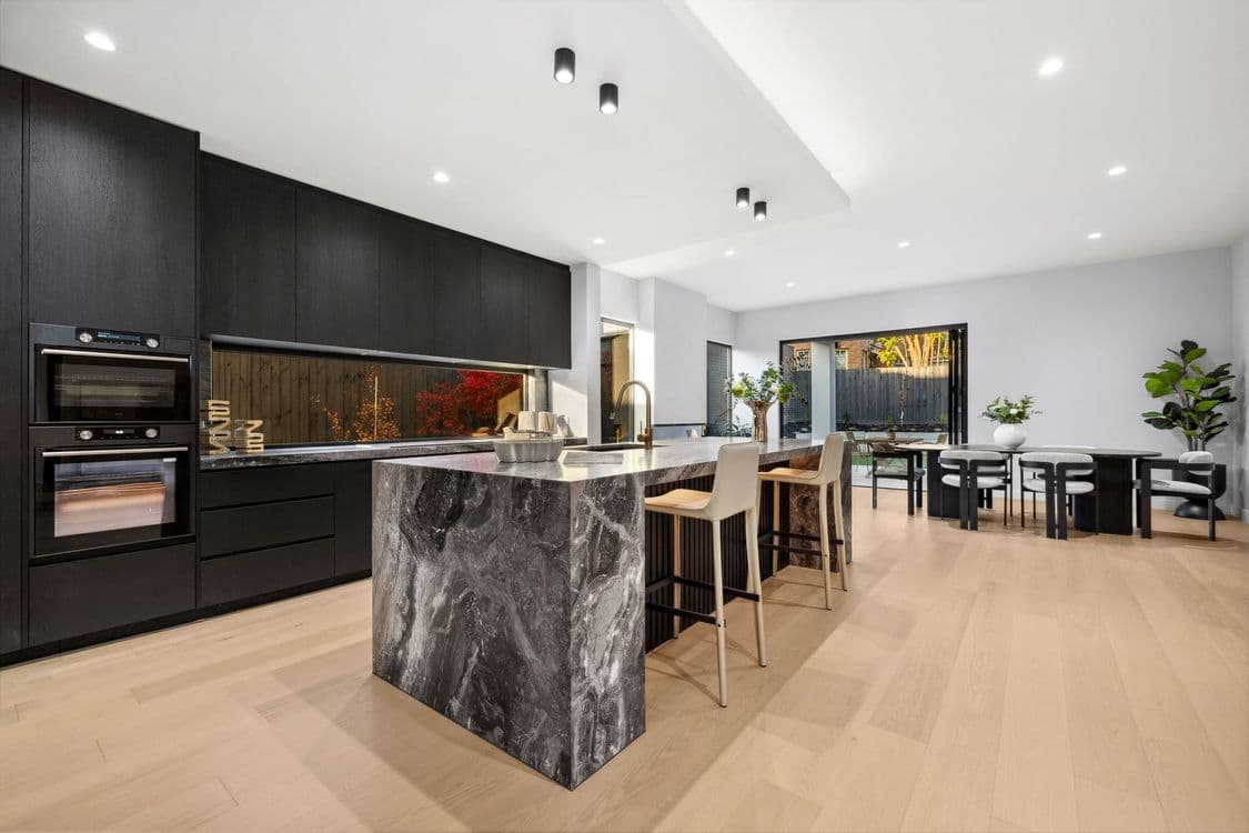 8 Koala Court, DONCASTER EAST, VIC 3109, Doncaster East - Thumbnail 4