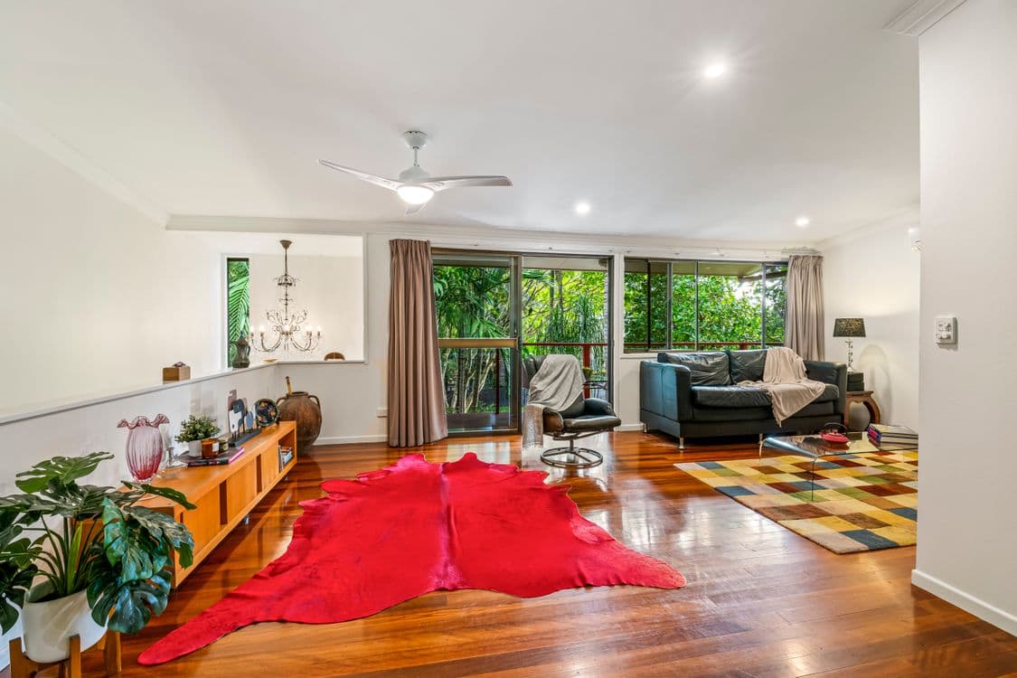 6 Newell Street, STAFFORD HEIGHTS, QLD 4053, Stafford Heights - Thumbnail 2
