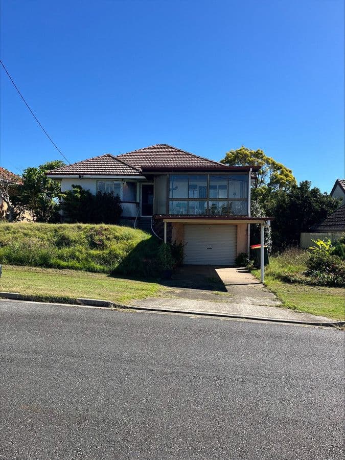 9 Warma Street, Stafford Heights, QLD 4053, Stafford Heights - Thumbnail 3