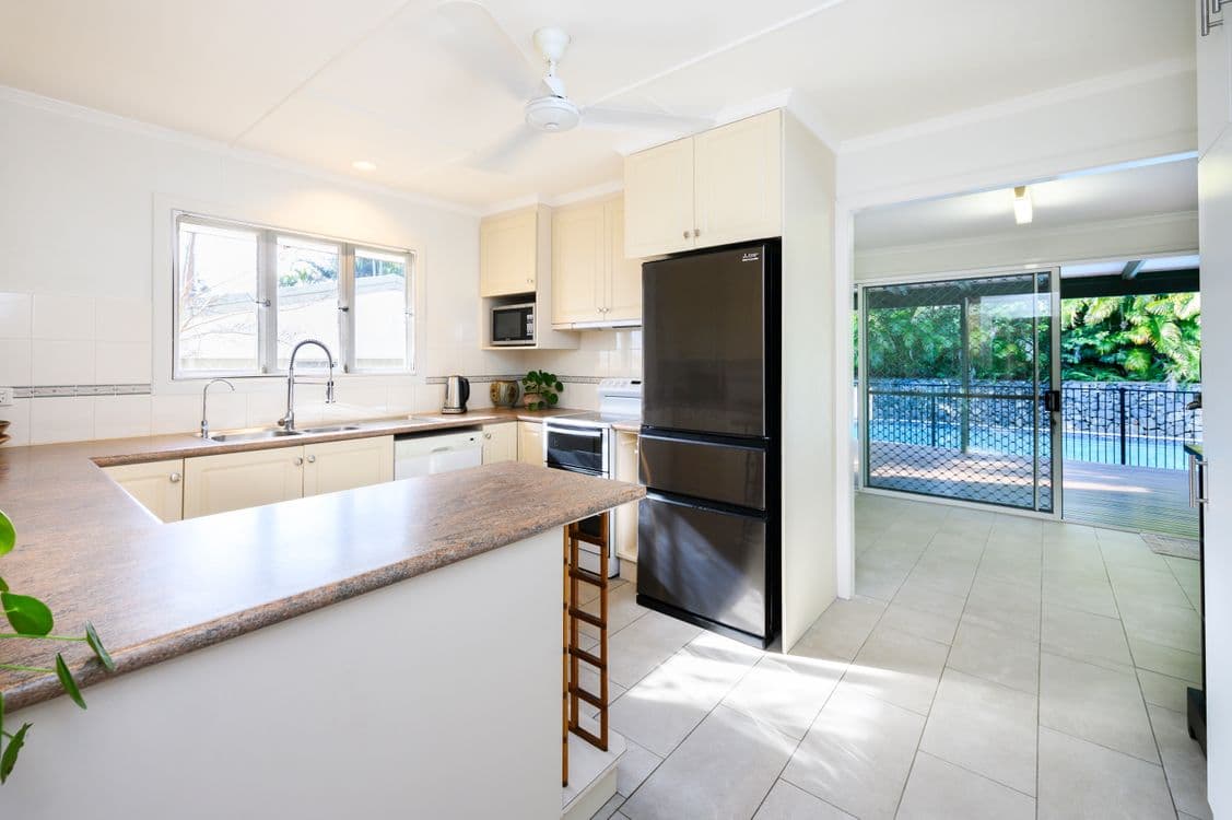 33 Riaweena Street, THE GAP, QLD 4061, The Gap - Thumbnail 5