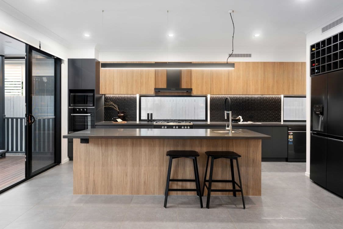 31 Longfellow Street, NORMAN PARK, QLD 4170, Norman Park - Thumbnail 6