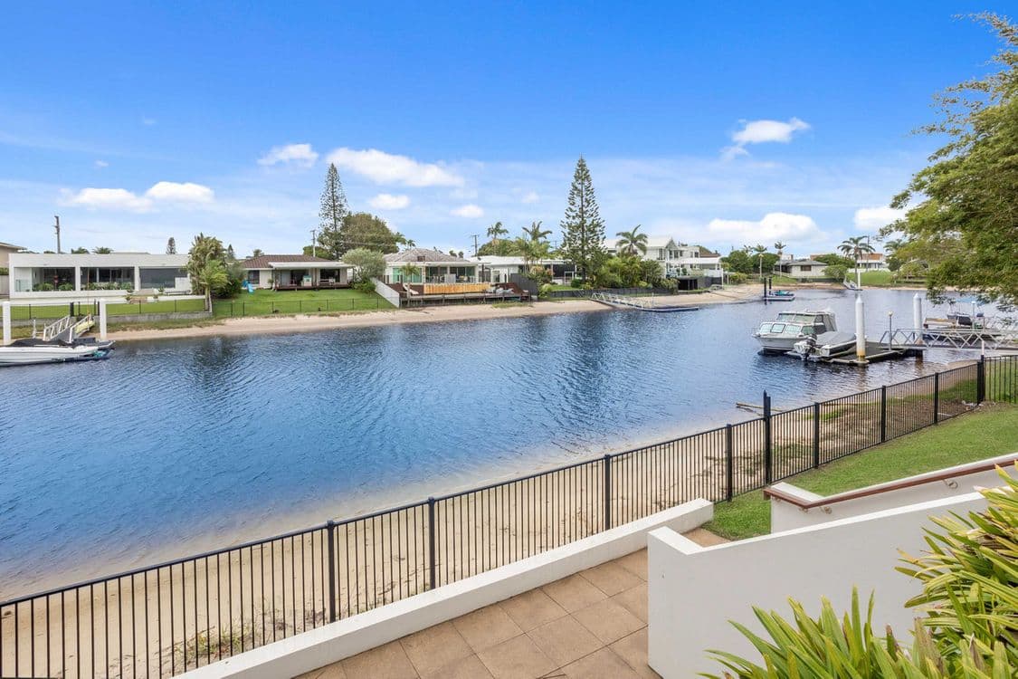 17 Maureen Court, Broadbeach Waters, QLD 4218, Broadbeach Waters - Image 1