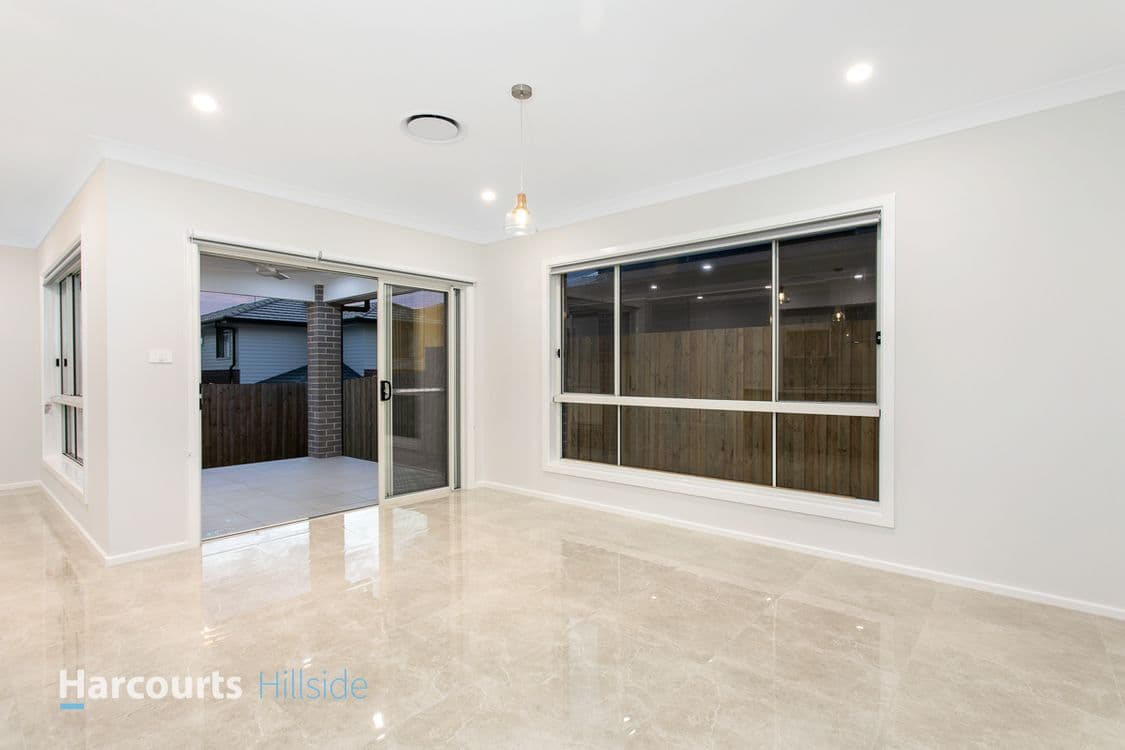 7 Burranah Street, ROUSE HILL, NSW 2155, Rouse Hill - Thumbnail 3