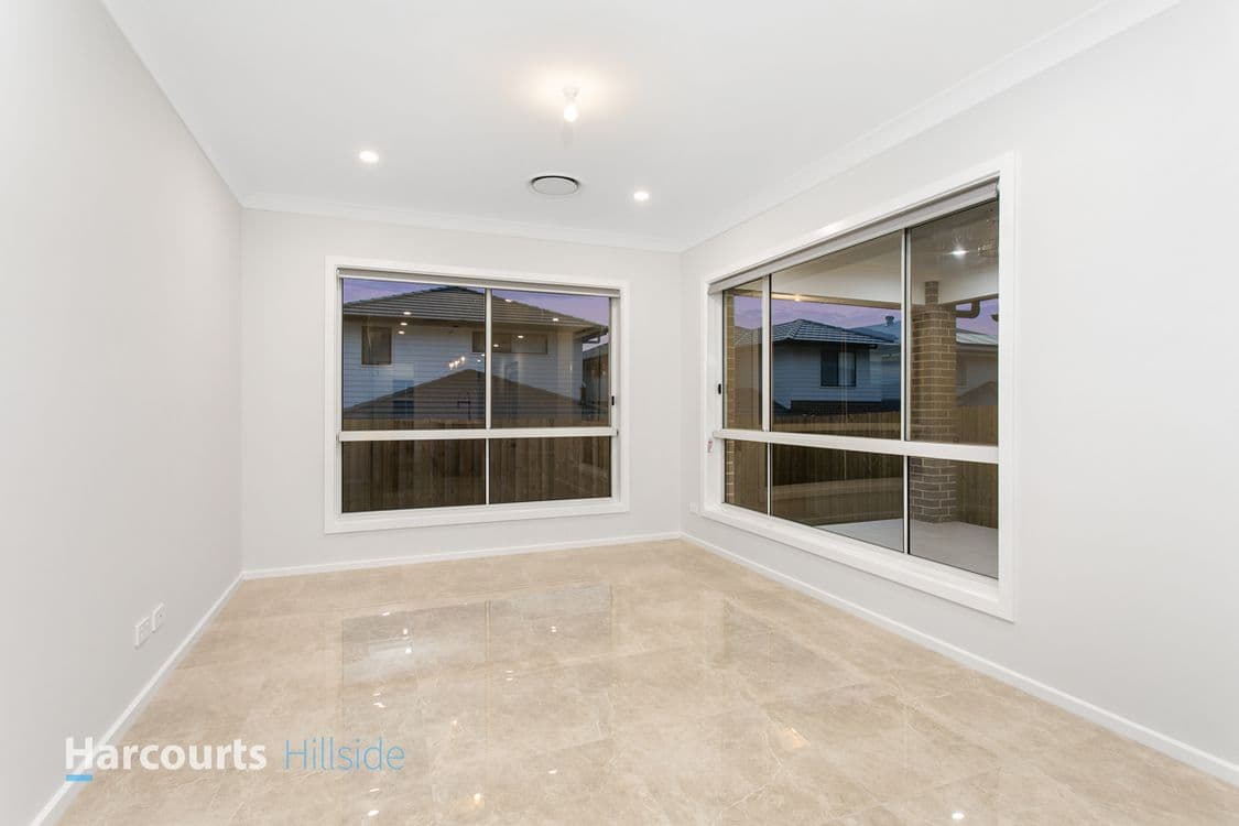 7 Burranah Street, ROUSE HILL, NSW 2155, Rouse Hill - Thumbnail 4