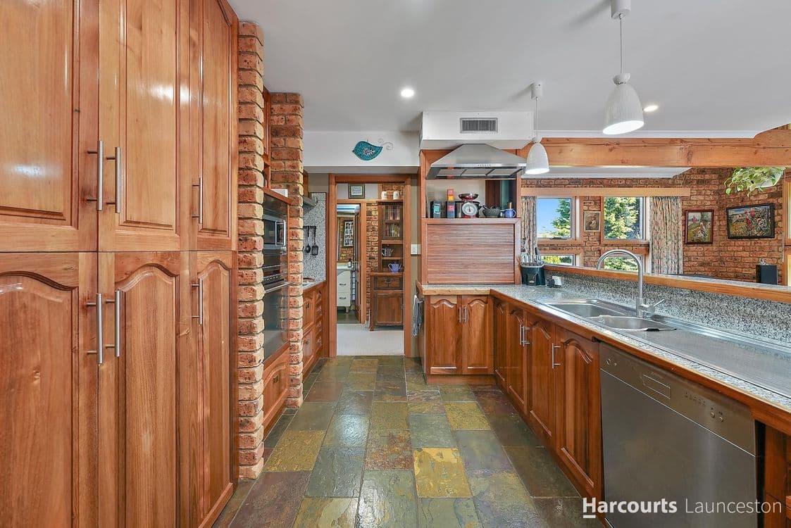 15 Mountain View Crescent, GRINDELWALD, TAS 7277, Grindelwald - Thumbnail 4