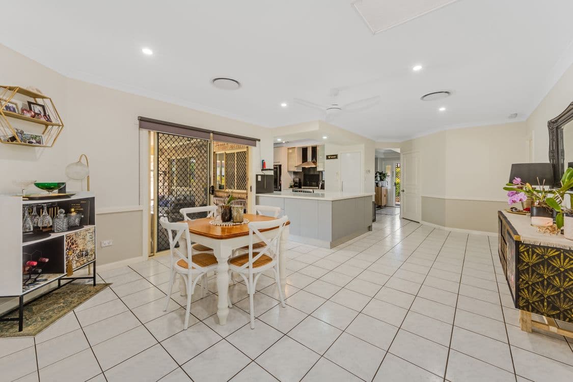 26 Camarsh Drive, MURRUMBA DOWNS, QLD 4503, Murrumba Downs - Thumbnail 5