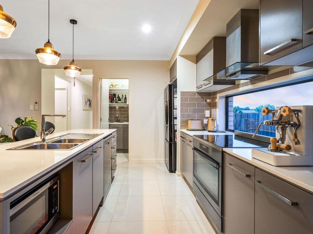 28 Summerhill Crescent, ORMEAU HILLS, QLD 4208, Ormeau Hills - Thumbnail 5