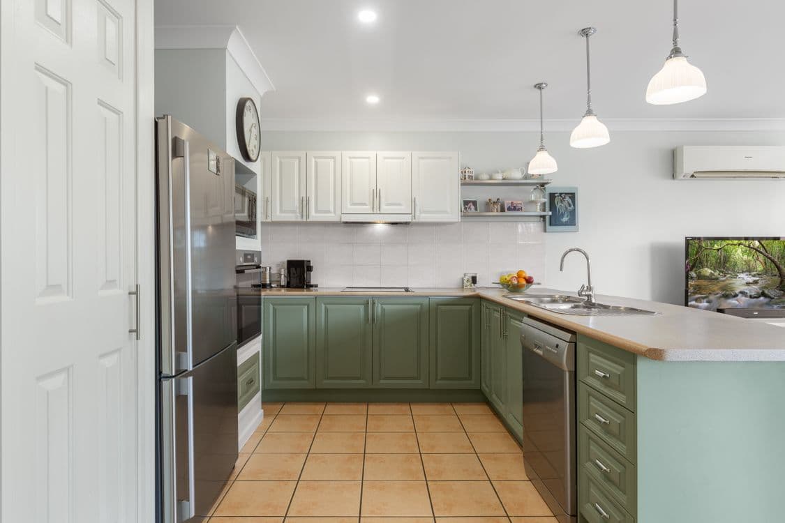 28 Montrose Place, THE GAP, QLD 4061, The Gap - Thumbnail 5